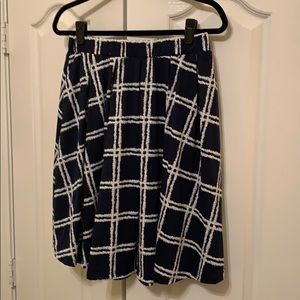 Lularoe new medium Madison skirt navy